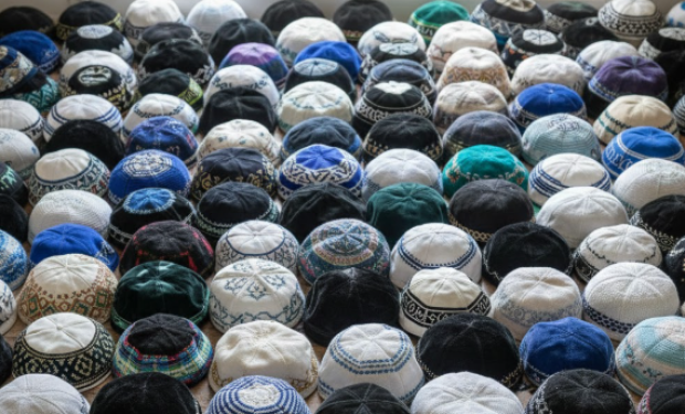 USA: 140 appartenenti al clero ebraico sono a convegno per formare i rabbini a proteggere democrazia e immigrati